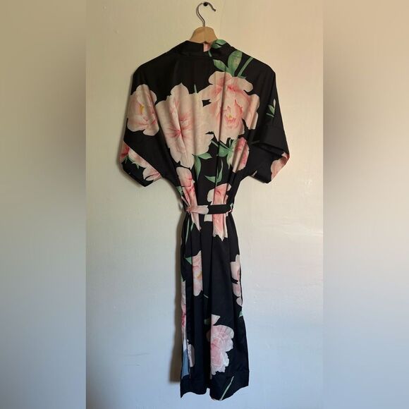 Soma Sensual Satin Black Floral Kimono Robe S/M - Picture 3 of 10